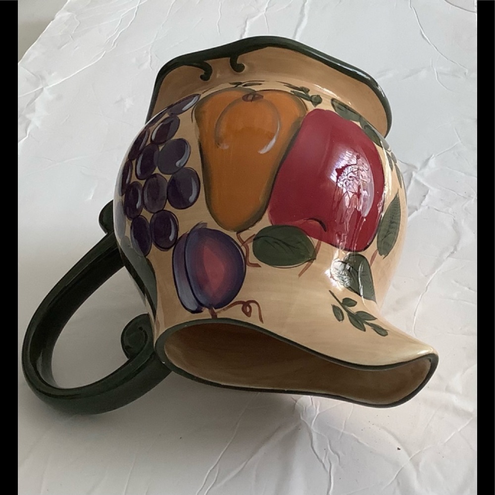 Home Trends Pitcher - Picture 4 of 6